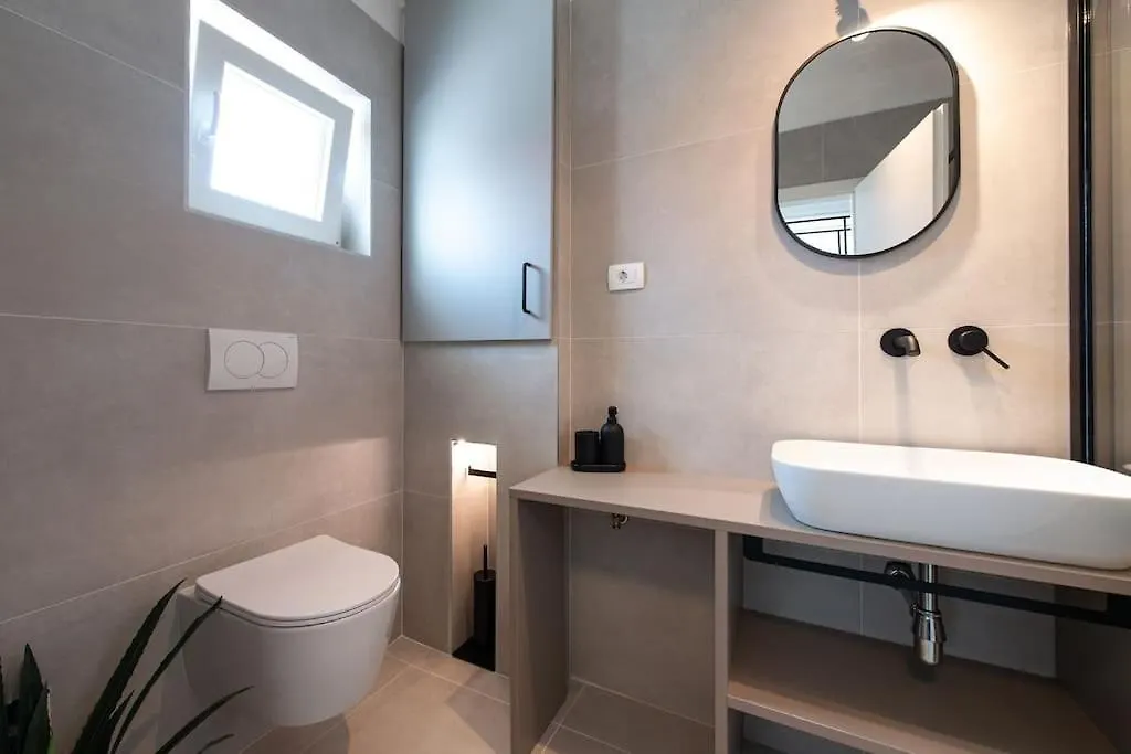 Bruno Studio Apartment - With Private Parking Rijeka